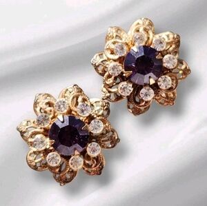 Vintage Gold Tone Filigree Screw Back Earrings Purple & Clear Rhinestone Floral